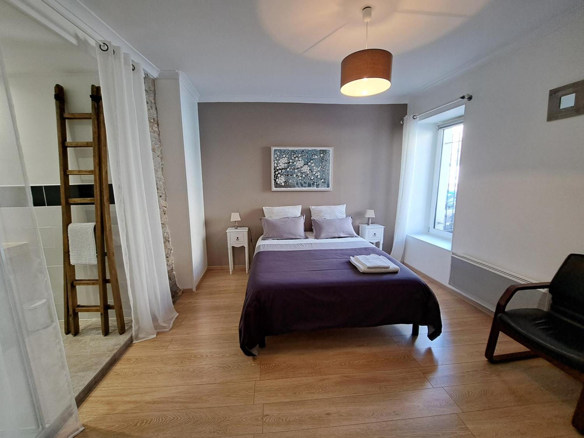 Chambre privée indépendante dans une maison Neffies Esterno foto